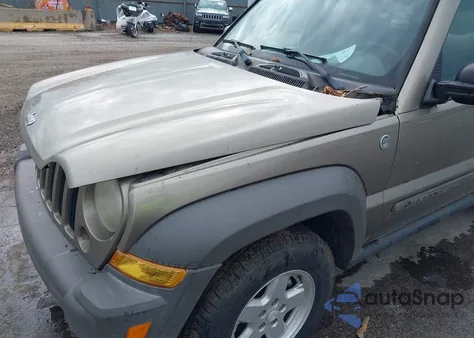 2007 Jeep Liberty Sport from USA, damaged, VIN 1J4GL48K97W661756